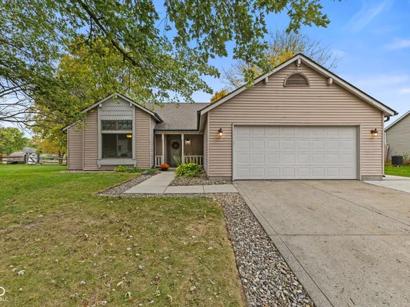 8826 Burwick Dr, Indianapolis, IN 46256