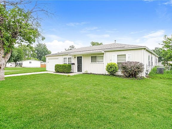 2nd image of 807 N Ponca Dr