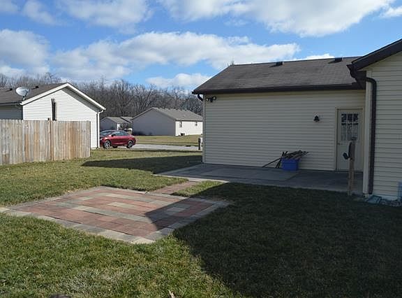 3rd image of 115 Fairway Ave