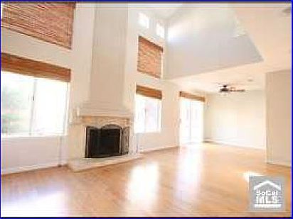 2nd image of 11 Santa Monica St