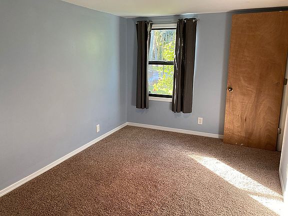 2nd Bedroom split floor plan