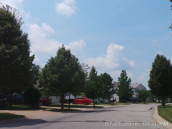 4th image of 433 E Clear Lake Ln