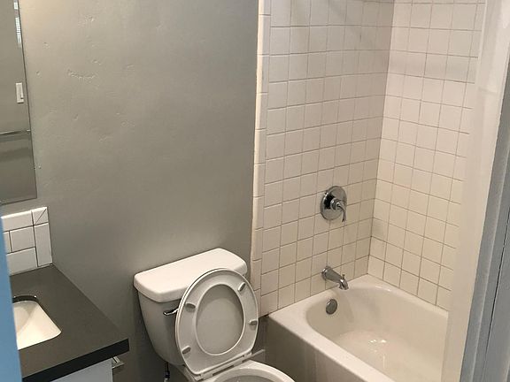 5th image of 3951 Texas St