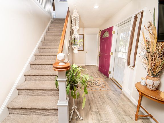 3rd image of 3515 W Laurel Avenue