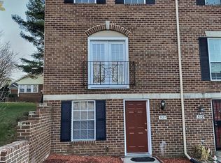 521 Pickwick Village Way, Silver Spring, MD 20901