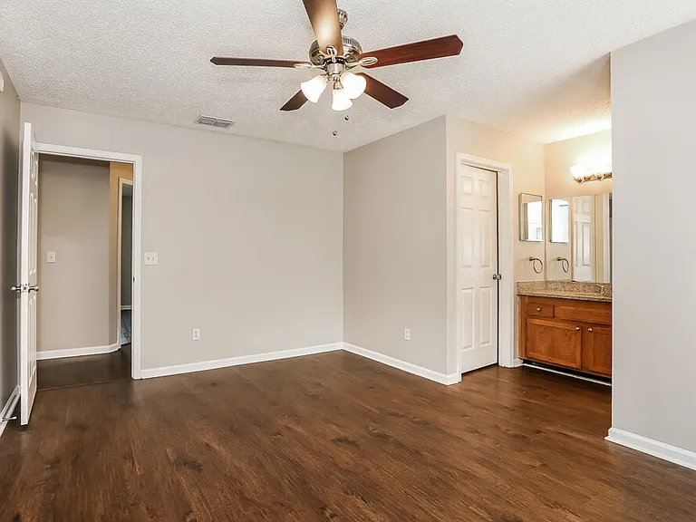 7810 Spring Branch Dr S — Photo 11