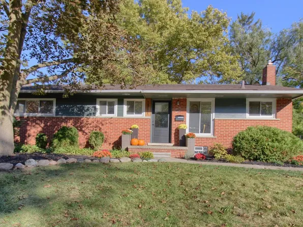 1511 Catalina Dr, Ann Arbor, MI 48103