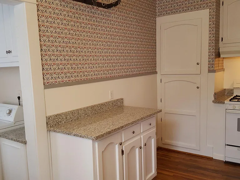2250 Old Government St — Photo 20