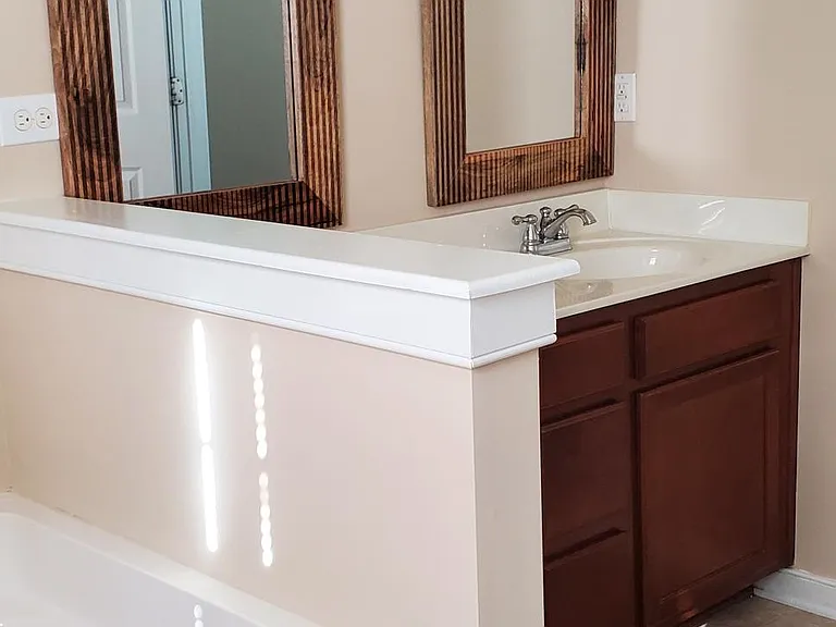 OWNERS SUITE BATHROOM