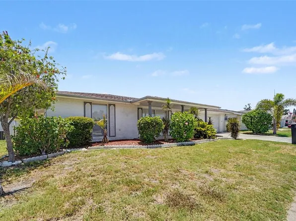 7006 Maplehurst Dr, Port Richey, FL 34668