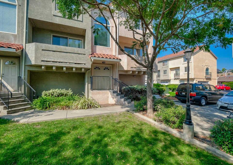 1st image of 25123 Angelina Ln