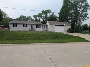 4823 Gifford Rd, Council Bluffs, IA 51501