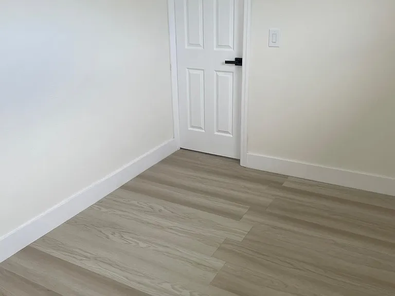 658 Sierra Cir — Photo 20