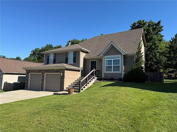 3rd image of 8308 NE 116th St