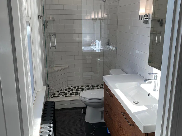 1741 Chase Ave — Photo 1