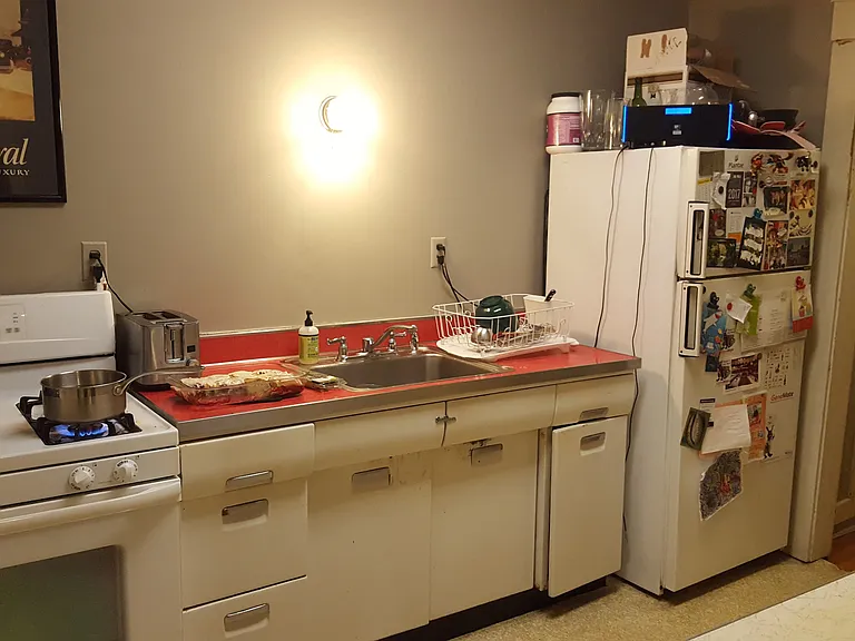 6 Barton Ave SE #4 — Photo 7