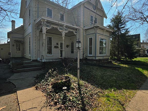 2nd image of 307 S Walnut St