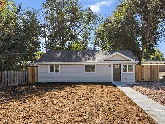 3rd image of 710 21st St