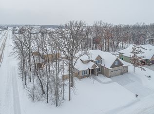 3632 Arcadia Bluff Dr, GREEN BAY, WI 54311