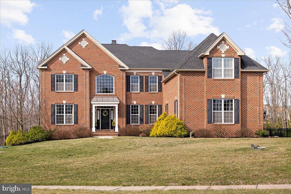 1039 Azlen Ln, Chalfont, PA 18914 | Zillow