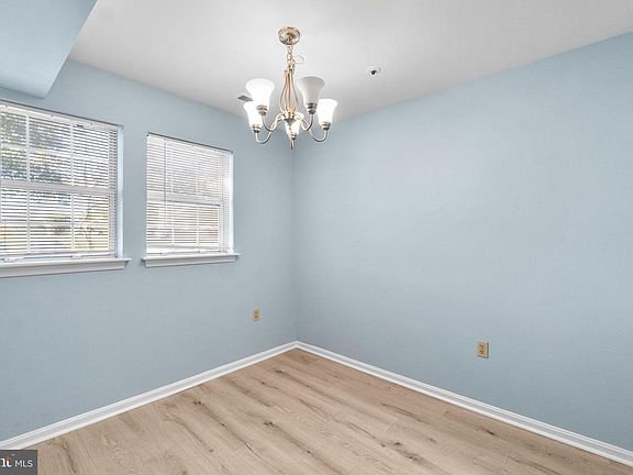 5th image of 8378 Montgomery Run Rd Unit D