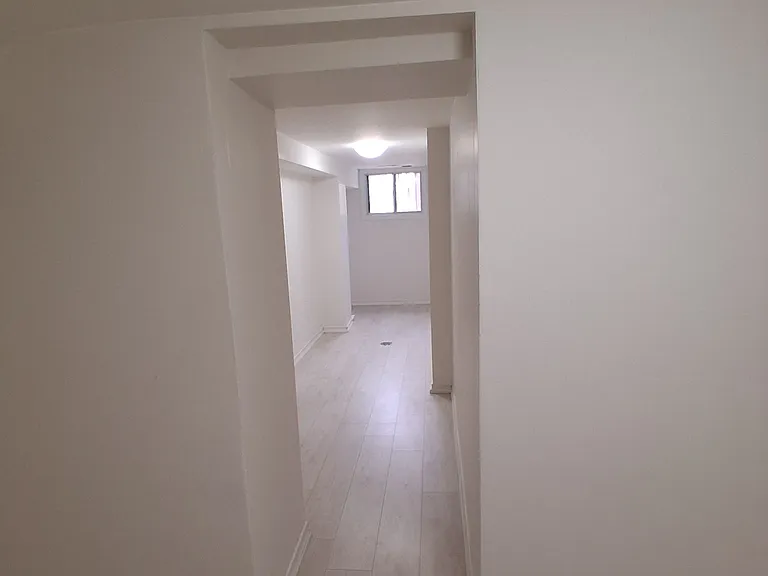 264 Saint Clarens Ave — Photo 5