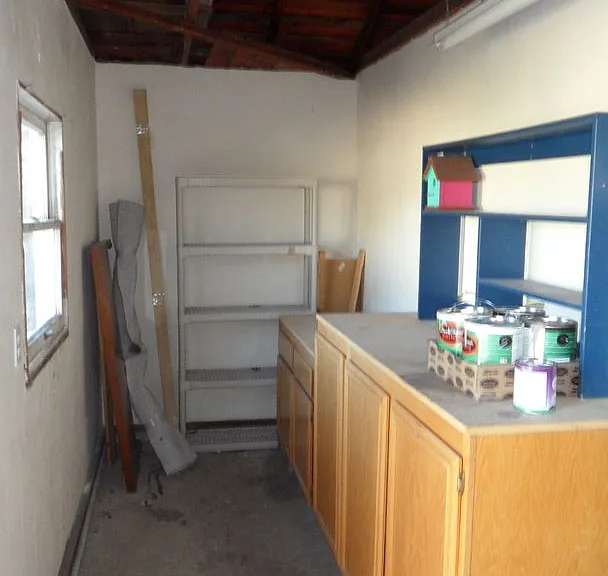 445 N Pine St — Photo 33