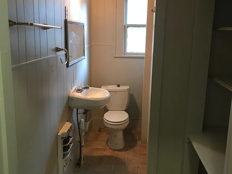 1002 Panhandle St — Photo 6