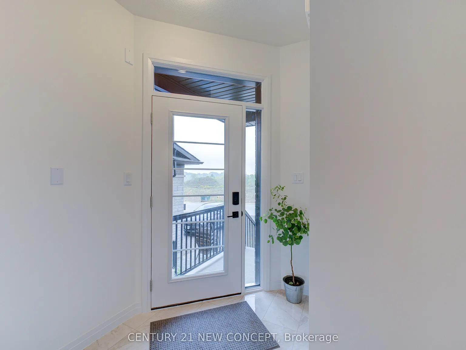 4 bed, $3,200 — Photo 3