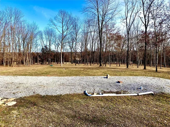 35641 Route D, Santa Fe, MO 65282