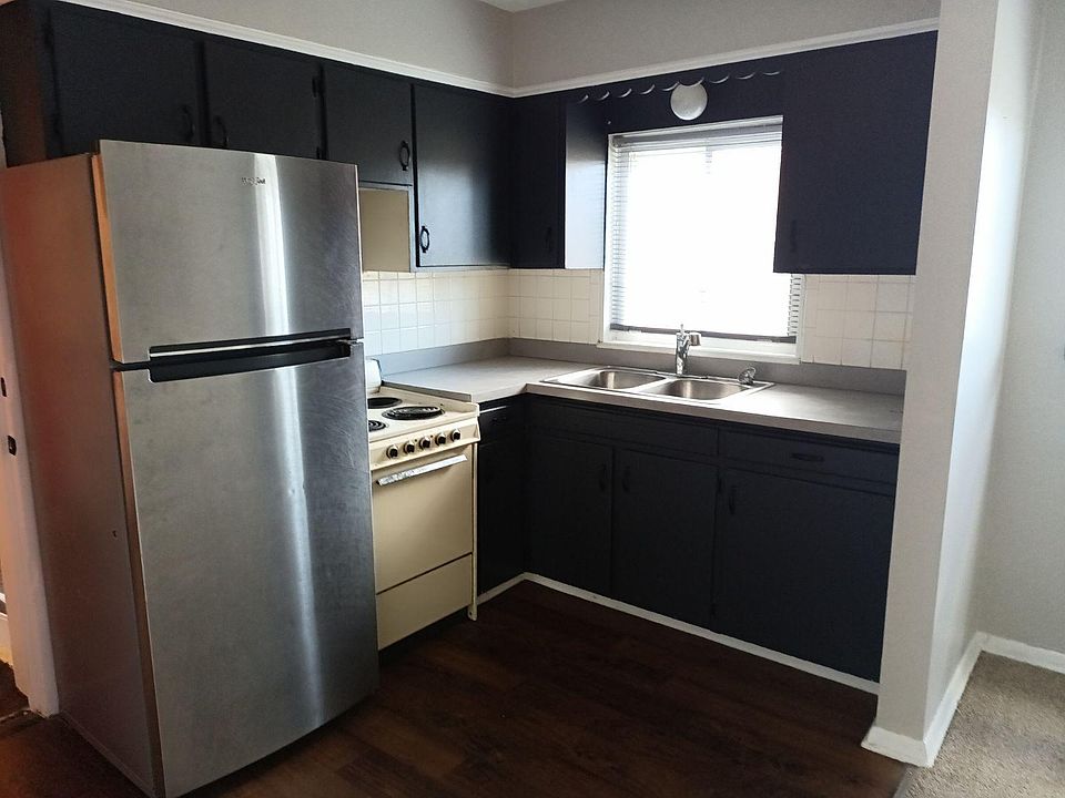 1st image of 18923 Hilliard Blvd #5E