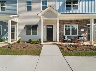 18 Catalina Cir, Swansboro, NC 28584