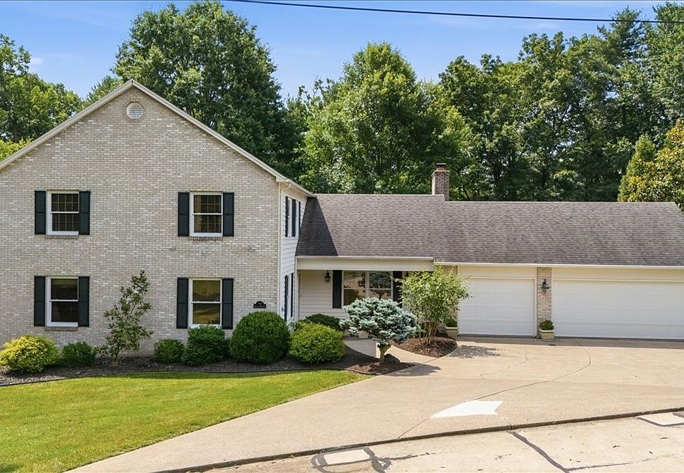 1st image of 71 Rosemar Meadows Dr