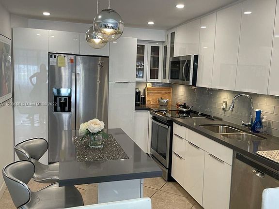 4th image of 1351 NE Miami Gardens Dr APT 601E