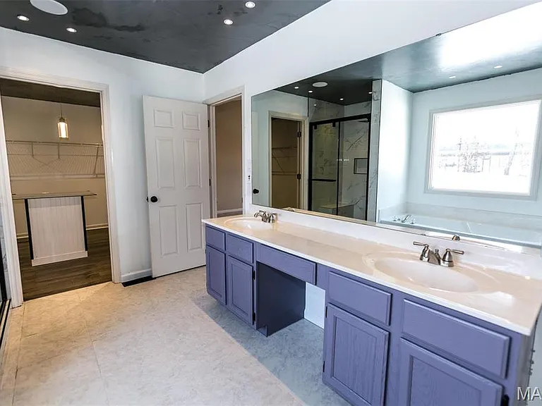 822 Emerald Place Dr — Photo 25