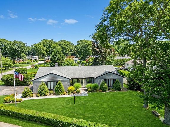 2nd image of 386 Mill Rd