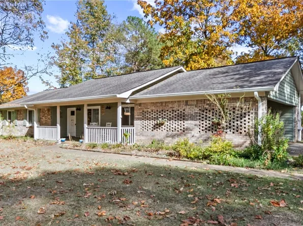 10696 Lower Coaling Rd, Cottondale, AL 35453