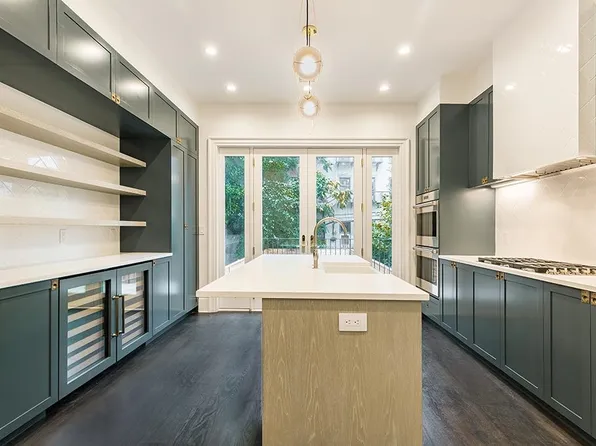 206 8th Street image 5 of 35