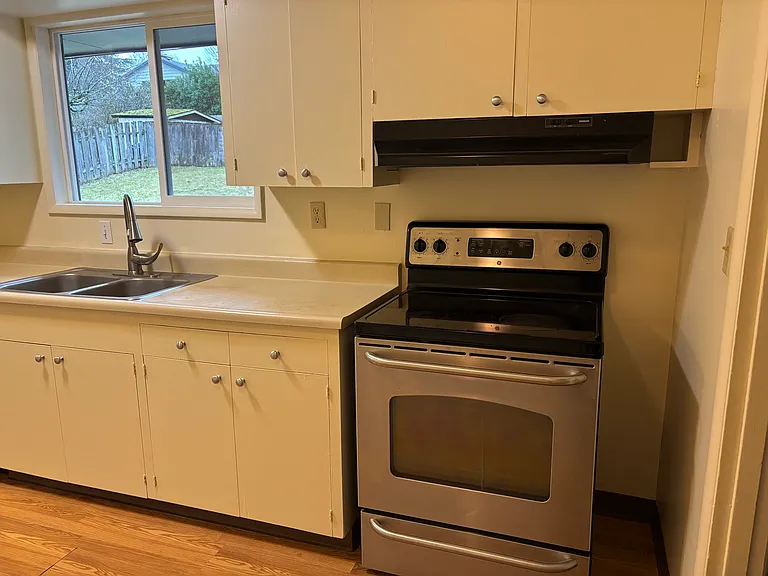 12680 SW Havencrest St — Photo 5