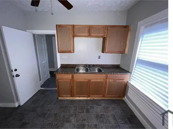 7701 New York Ave, Cleveland, OH 44105
