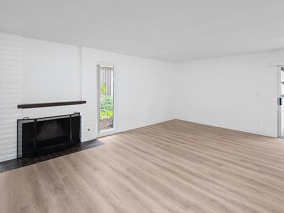 4th image of 4615 Collwood Ln