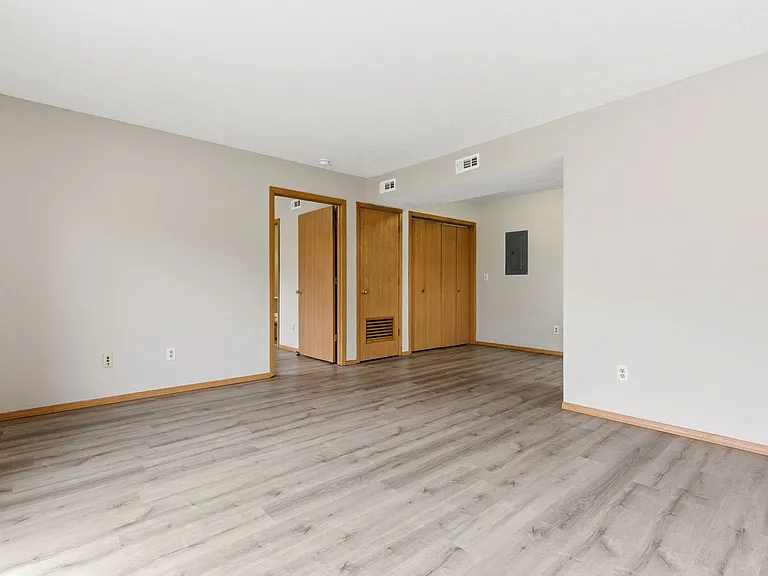 3360 S Fairway Ave #110 — Photo 4