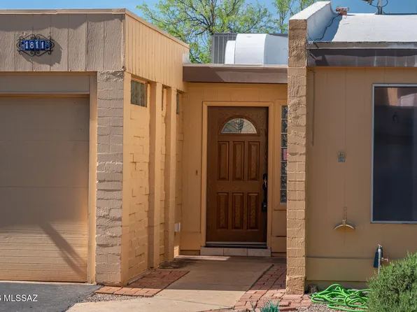 1811 N Camino De La Cienega, Tucson, AZ 85715