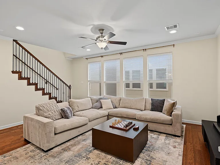 2713 Shadybrook Meadow Dr — Photo 6