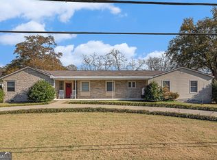 128 Highland Dr, West Point, GA 31833