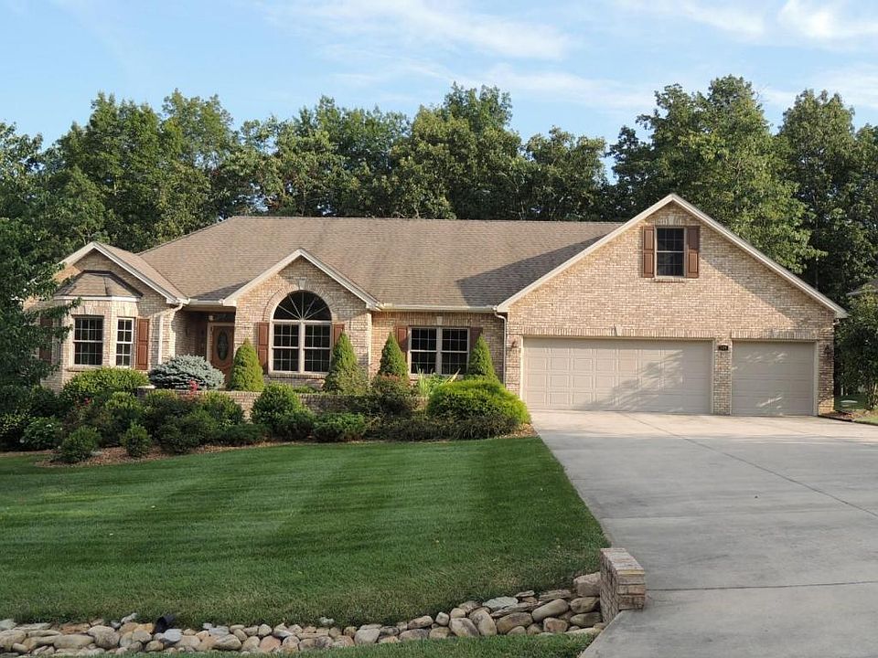 1st image of 124 Mountain View Dr
