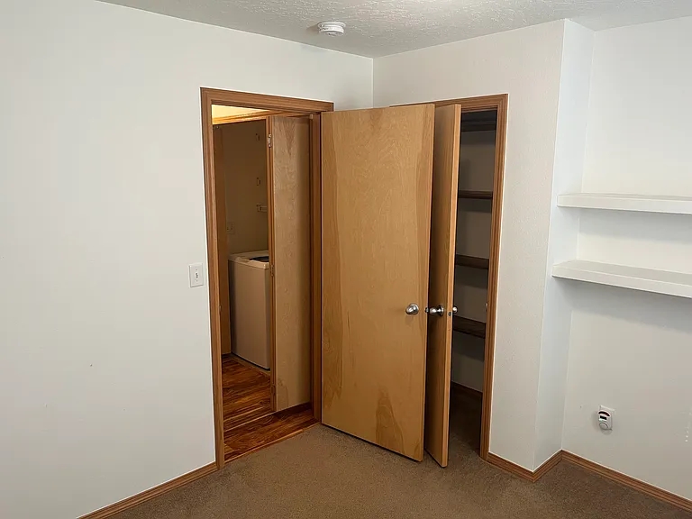 826 Kelsea St — Photo 18