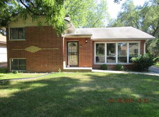 2807 Woodworth Pl, Hazel Crest, IL 60429