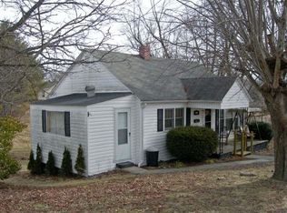 821 Matney Flats Rd, Wytheville, VA 24382