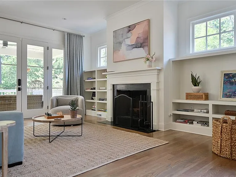 801 Adair Ave NE — Photo 9